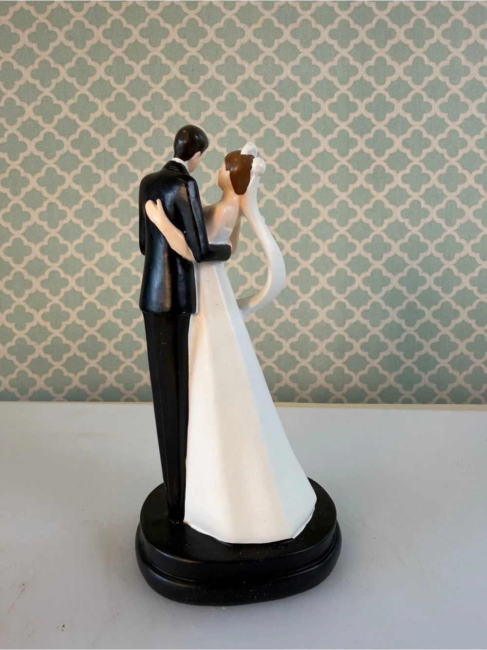 Romantic Bride and Groom Cake Topper - White and Black